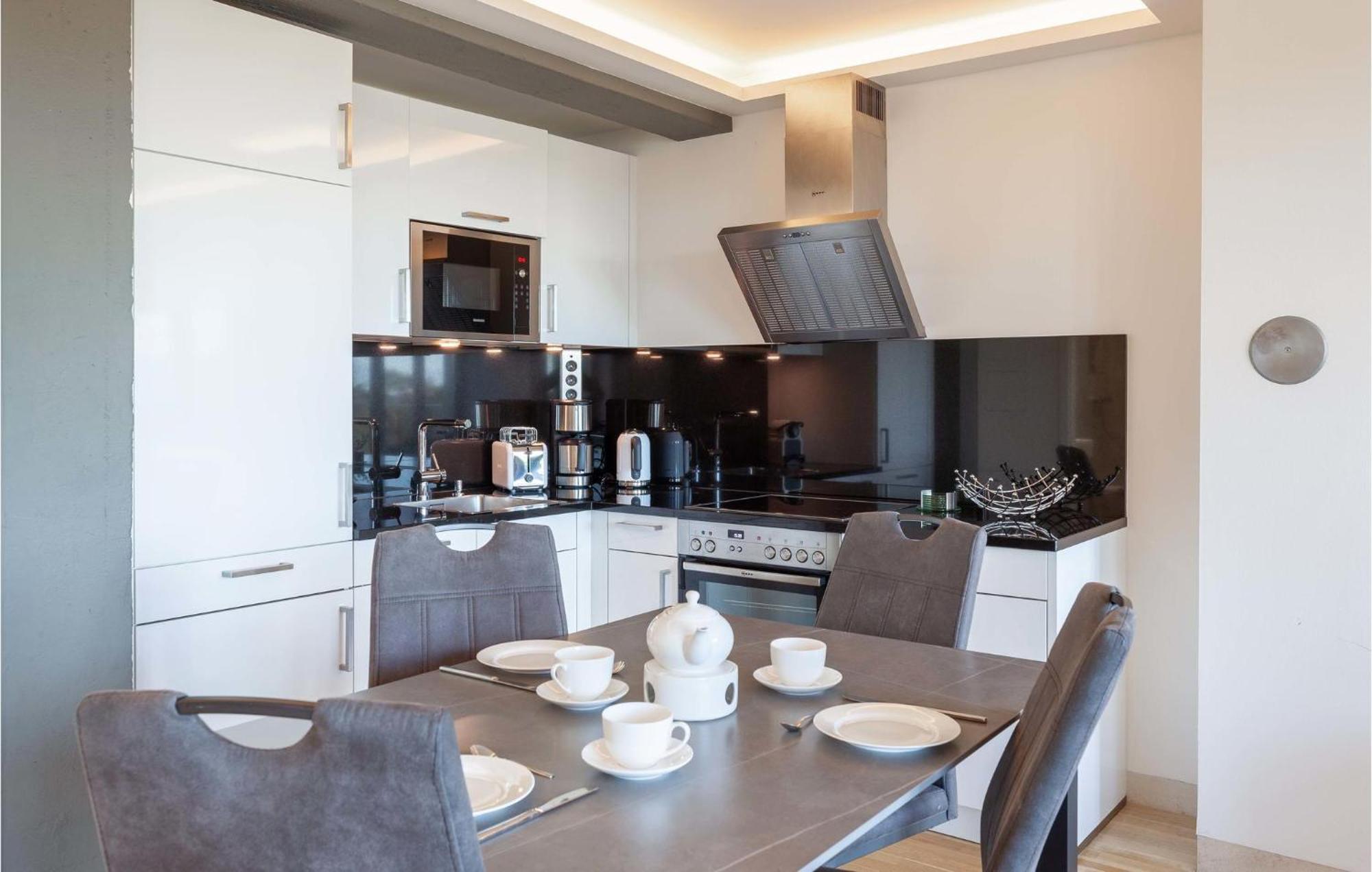Prince Apartment